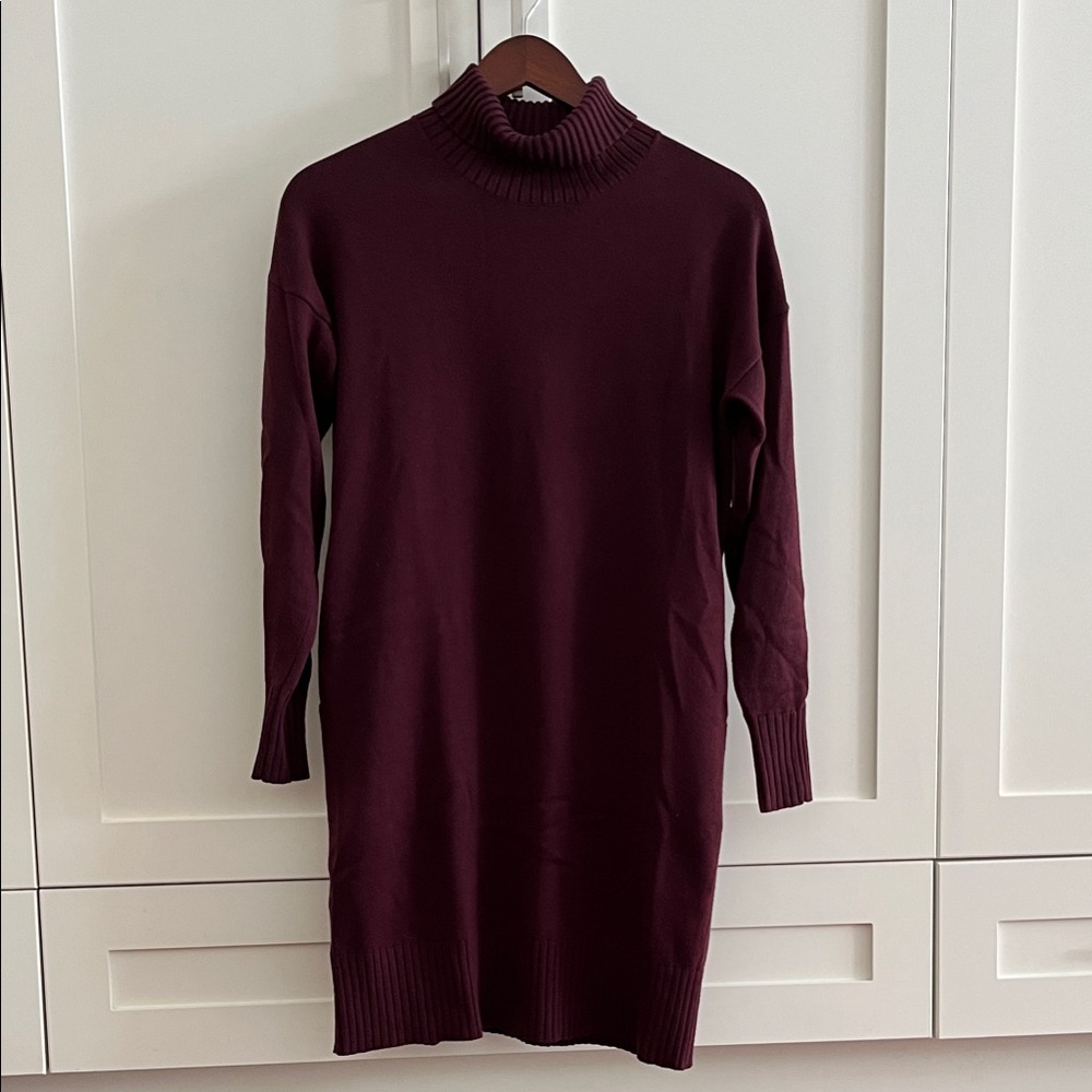 Lululemon Athletica Maroon Long Sleeve Sweater Dress with Pockets